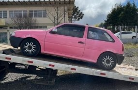 Polícia Rodoviária apreende veículo repleto de irregularidades 