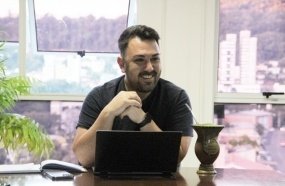 Vereador comemora lei que vai auxiliar alunos que representarem Joaçaba