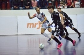 Joaçaba Futsal é superado pelo Cascavel pela Liga Nacional