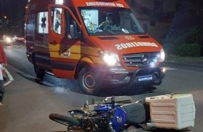 Colisão entre carro e moto deixa motoboy ferido em Capinzal