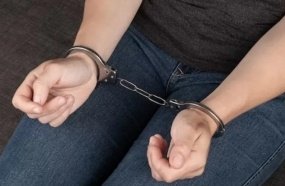 Mãe que matou filho recém-nascido é condenada a 21 anos de prisão