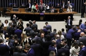 Câmara dos Deputados aprova texto-base do arcabouço fiscal