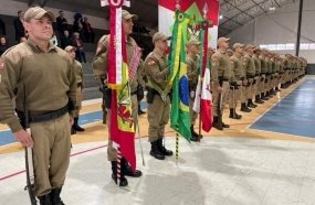 PMSC realiza solenidade alusiva ao Dia do Soldado