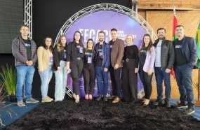 Representantes da ACIOC prestigiam a abertura da FECACI