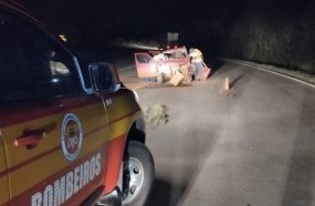 Motorista perde a vida após colisão entre carro e caminhão na BR-470