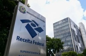Receita Federal suspenderá atividades em 12 agências do PR e SC