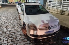 Motorista é preso após fugir de acidente no centro de Ouro 