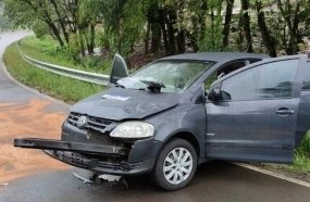 Duas pessoas ficam feridas após colisão em Lacerdópolis 