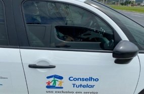 Adolescente de 12 anos danifica loja após ser flagrado furtando bijuterias 