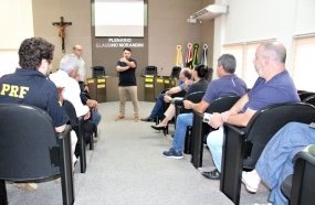 Vereador Diego Bairros reúne reivindicações para melhorias na BR-282