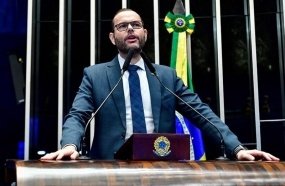 TRE-SC retoma julgamento de ação que pede cassação de mandato de senador
