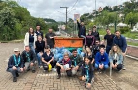 Ação da JCI coleta 100 kg de lixo em ruas de Joaçaba  