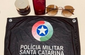 Mulher é presa pela Polícia Militar após furtar em duas lojas 