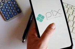 SC terá PIX para acelerar auxílio a cidades atingidas por desastres climáticos