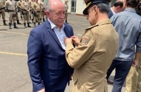 Prefeito de Joaçaba recebe título honorário de ‘Amigo da Polícia Militar’