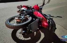 Colisão entre carro e moto deixa homem ferido em Capinzal 