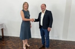 Prefeito de Herval d´Oeste é eleito presidente da AMMOC  