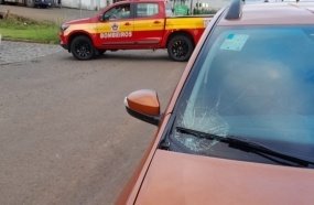 Idoso perde a consciência após ser atropelado por carro 