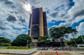 Banco Central reduz taxas de juros pela quarta vez consecutiva 