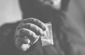 MP denuncia dupla que fazia delivery de drogas na região 