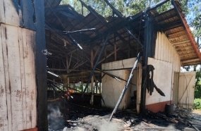 Incêndio atinge aviário no interior de Piratuba 