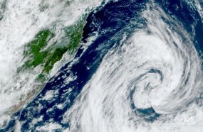 Tempestade tropical se afasta para alto mar e não deve virar furacão