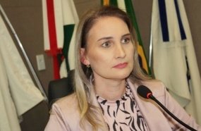 Vereadora questiona redução de atendimentos de fonoaudiologia e psicologia