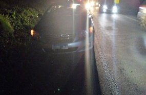 Pedestre sofre fraturas após ser atropelado por carro na BR-470 