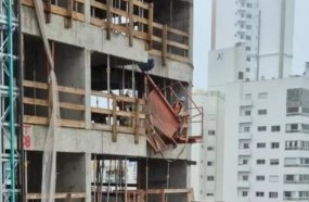 Trabalhador morre após queda de andaime de prédio em construção