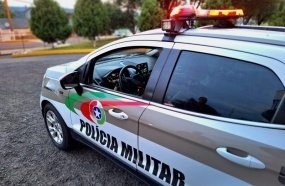 Ação rápida da Polícia Militar garante prisão de autores de roubo 