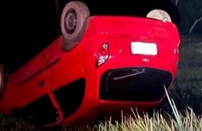 Capotamento deixa jovem ferido no interior de Luzerna 