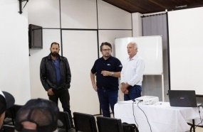 Sebrae e AMMOC unem esforços para impulsionar apicultura no Meio-Oeste