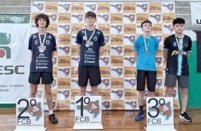 AMOB conquista 40 medalhas na 1ª Etapa do Estadual de Badminton