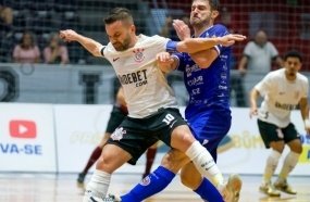 Joaçaba Futsal é superado pelo Corinthians por 4 a 2