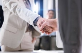 Banco vai ressarcir consumidores por contratação indevida de crédito consignado 