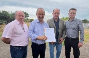 ACIOC e AMMOC entregam ofício sobre o aeroporto ao governador Jorginho Mello