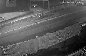 Ladrões furtam motocicleta de garagem de residência em Herval d´Oeste 
