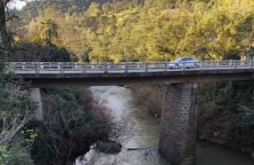 Sargento da PM Rodoviária evita que homem se jogue da ponte