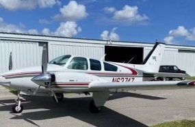 Duas pessoas morrem após queda de avião de pequeno porte em SC