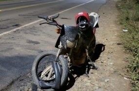 Homem e mulher morrem após colisão entre motocicletas 