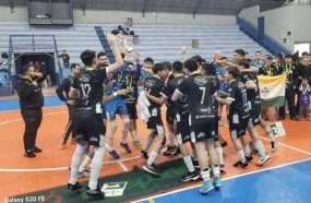 Equipe Sub-18 do Joaçaba Futsal é bicampeã da etapa regional dos Joguinhos Abertos