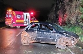 Carro é encontrado abandonado após capotamento na SC-135