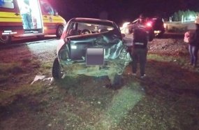 Idoso sofre ferimentos graves após colisão na BR-153