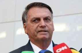 Polícia Federal indicia Bolsonaro e Mauro Cid no caso das joias sauditas