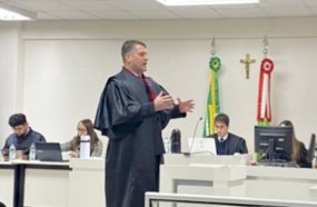 Condenado homem que matou a companheira a facadas em Fraiburgo