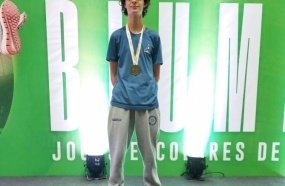 Aluno de Joaçaba é tricampeão de Badminton nos Jogos Escolares  