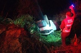 Motorista capota carro durante a madrugada em Catanduvas 