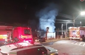 Irmãos morrem carbonizado após casa pegar fogo em Videira