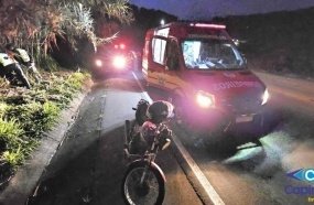 Motociclista é socorrido por Bombeiros após sofrer queda