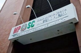 MP identifica uso indevido de carros oficiais em município da região